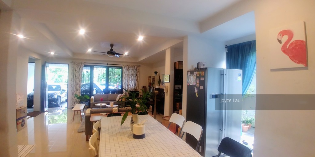 Mandarin Park (D21), Terrace #210569821